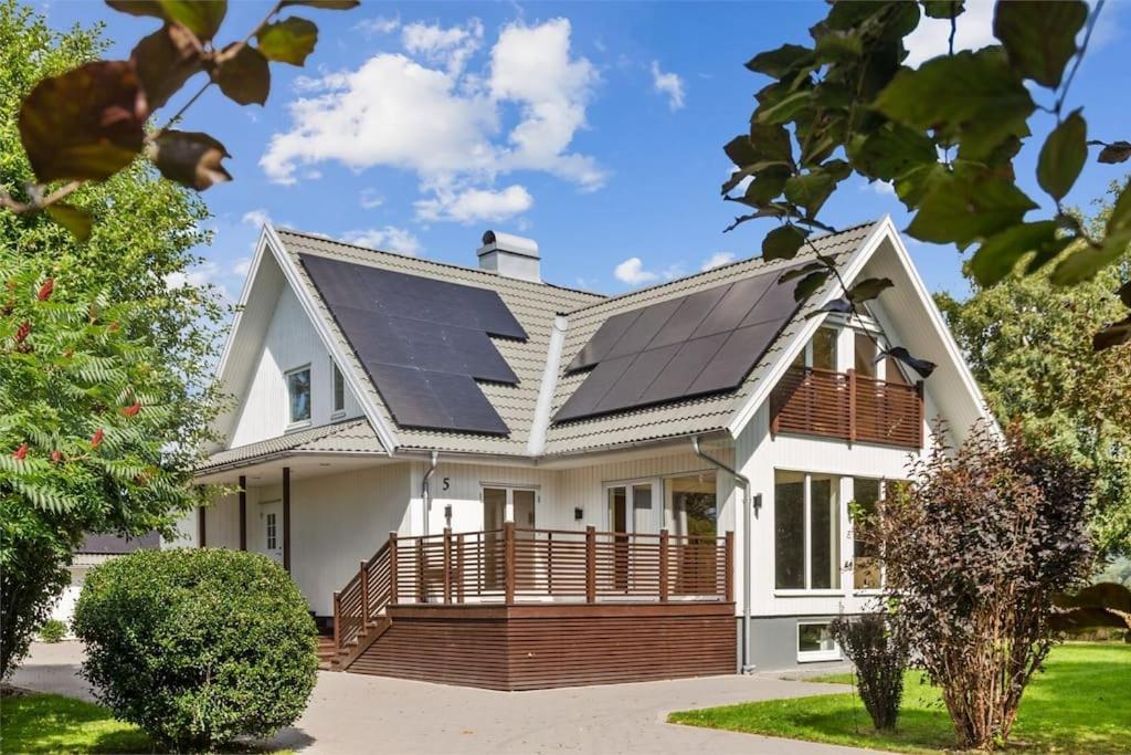 Entire Villa & Garden Between Varberg And Ullared Rolfstorp Kültér fotó